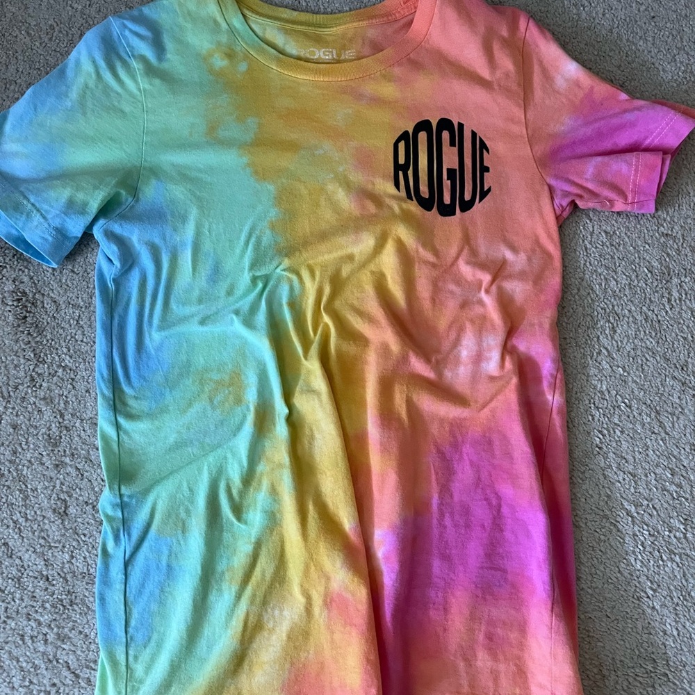 Rogue women’s small